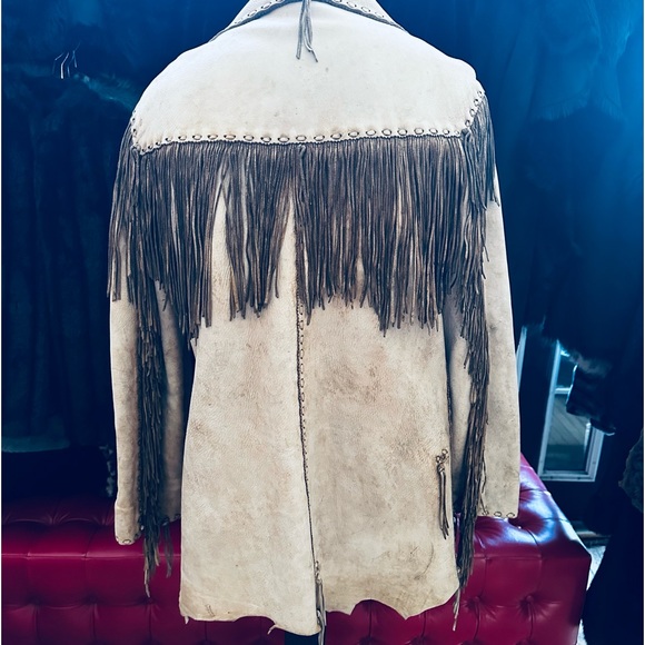 Wow 🤩 Vintage Wilderness Wayne Western Fringe Jacket - Hand Engraved/Signed - Picture 8 of 13